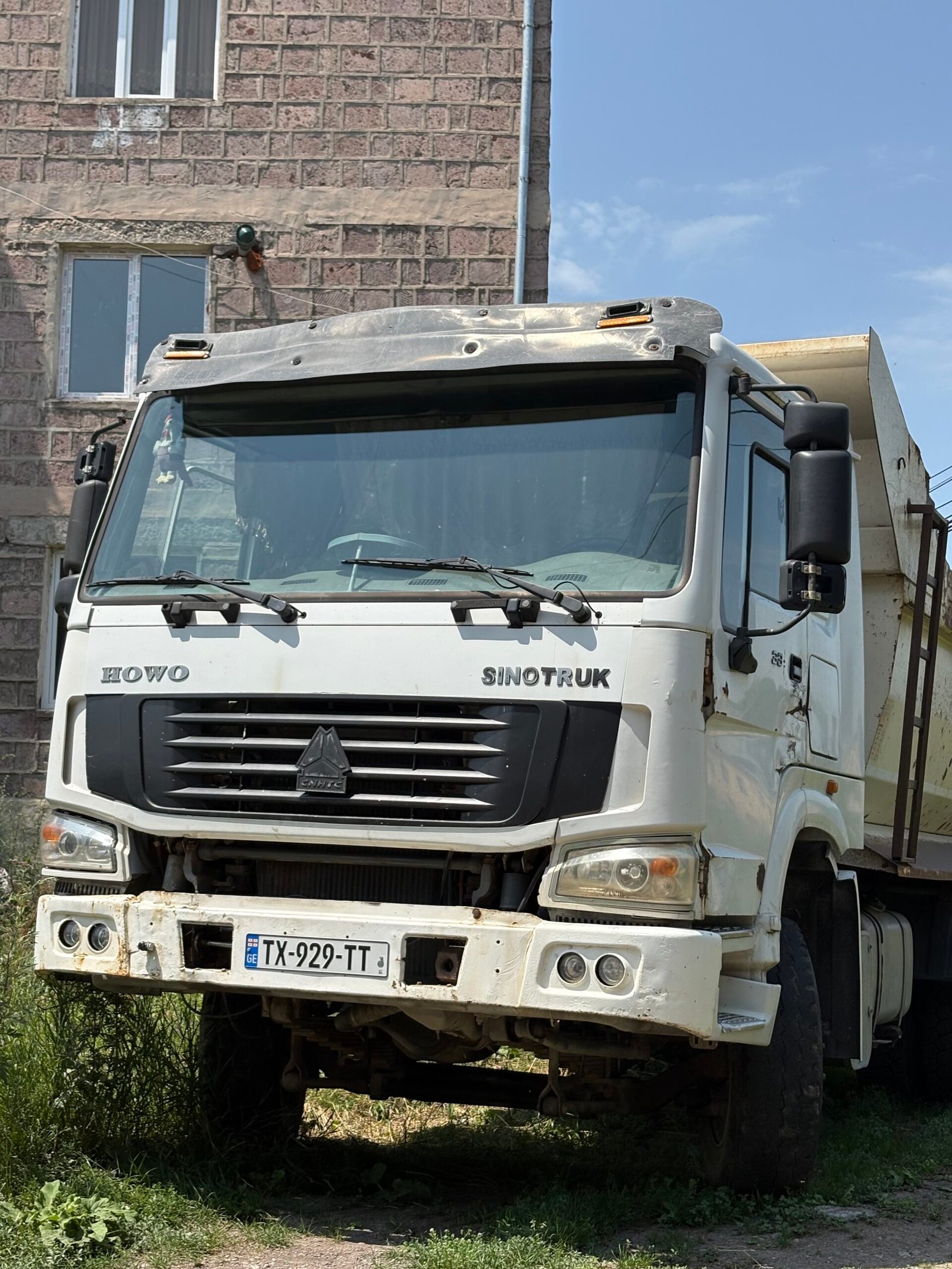 Машина на продаже и в аренду для обслуживания!