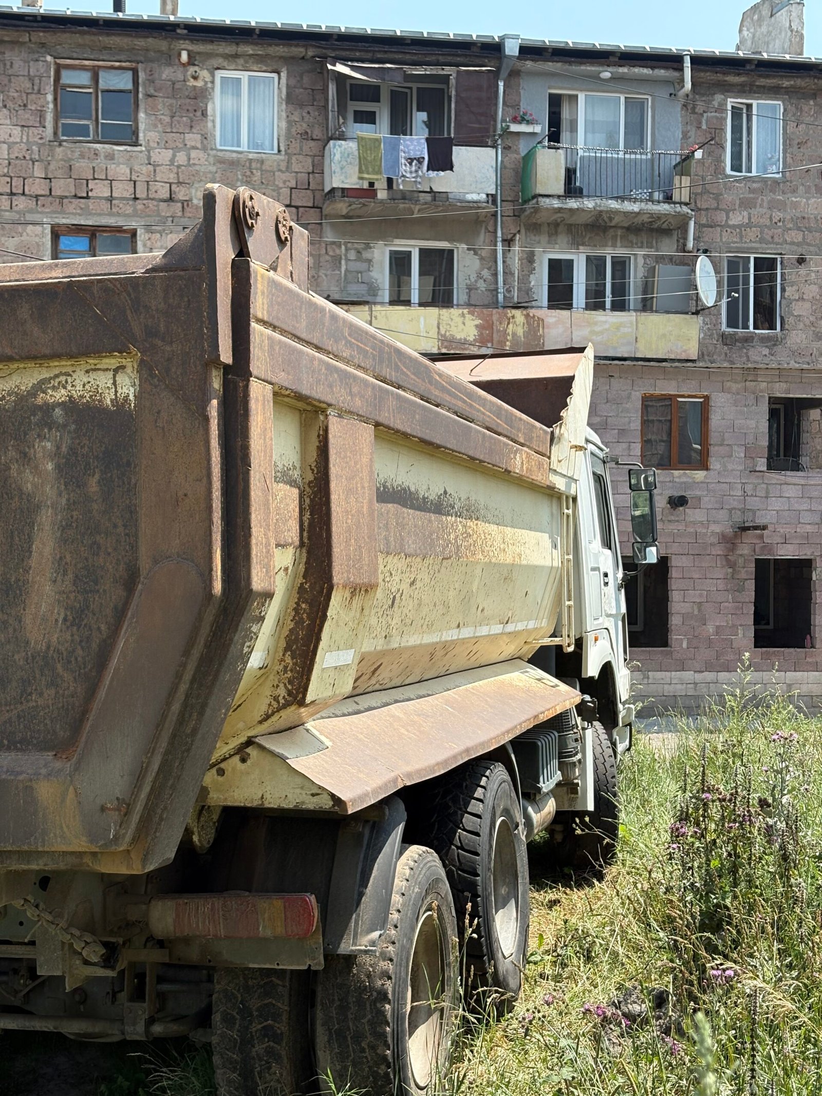 Машина на продаже и в аренду для обслуживания!