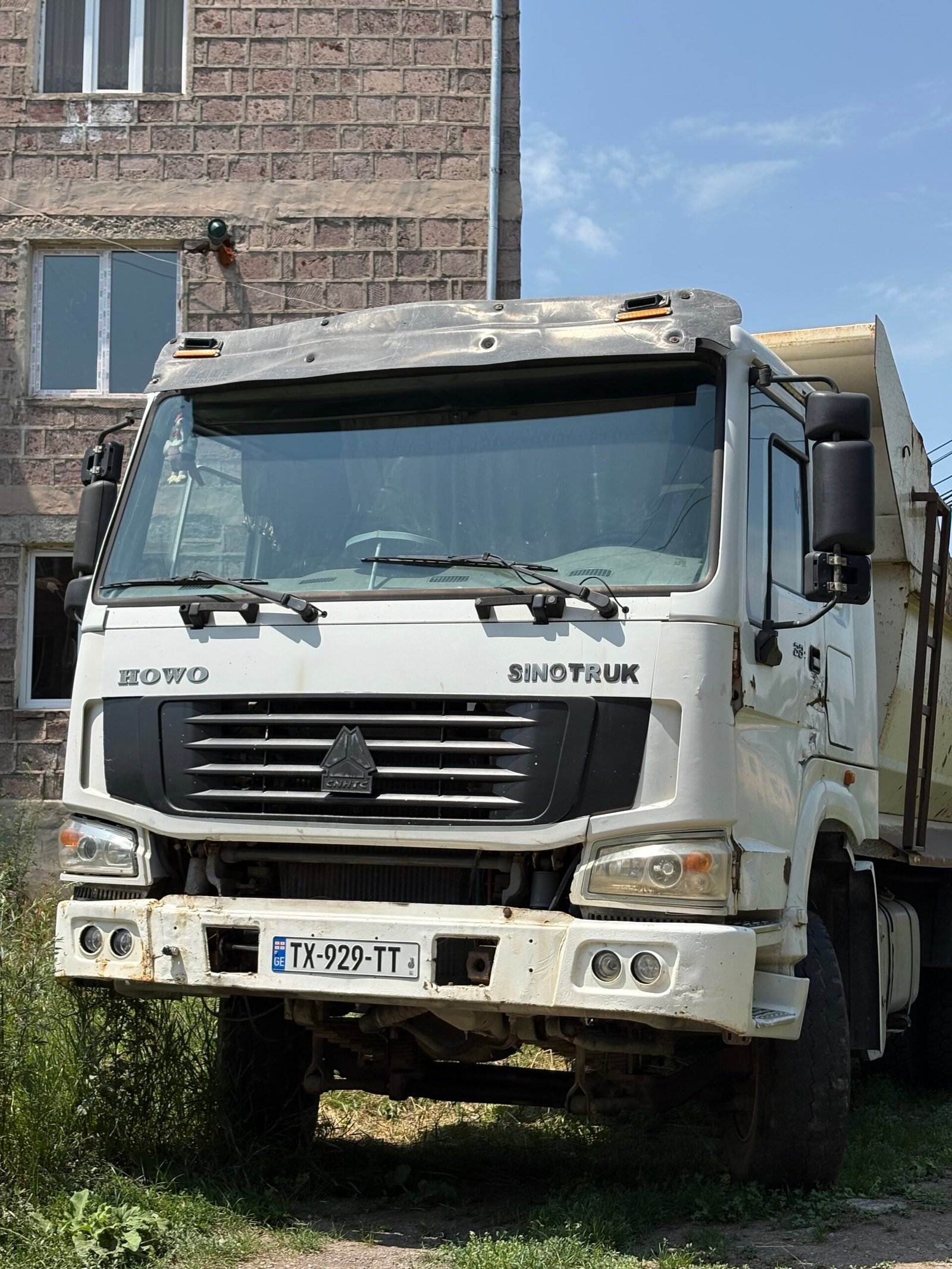 Машина на продаже и в аренду для обслуживания!